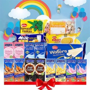SWEET SURPRISES KIDS HAMPER