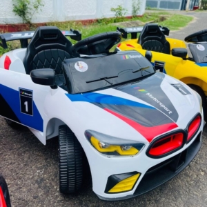 MOTOR CAR